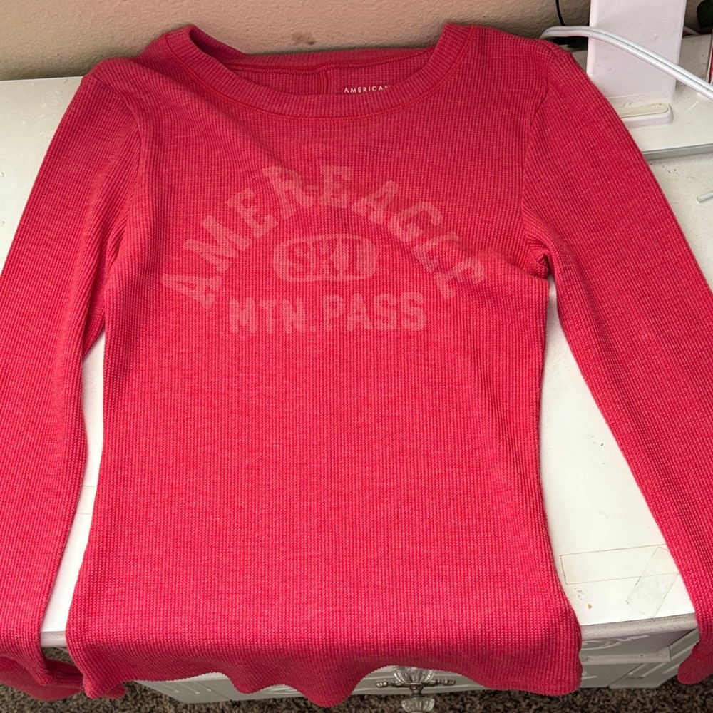 American Eagle Outfitters Red Long Sleeve Tee
